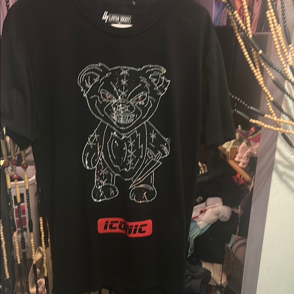 Rhinestone Stone Bear Black Graphic T-Shirt XL runs small